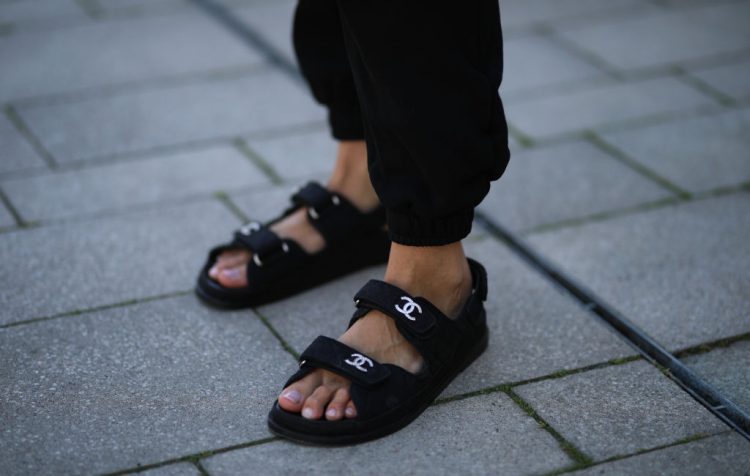COLOGNE, GERMANY - JULY 24: Jessica Knura wearing Chanel sandals and Cotton Citizens pants on July 24, 2020 in Cologne, Germany. (Photo by Jeremy Moeller/Getty Images)